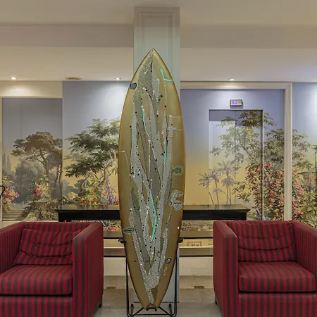 Grand Tonic & Nuxe 4*