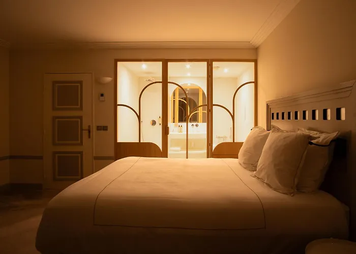 Grand Tonic & Nuxe 4* Μπιαρίτζ