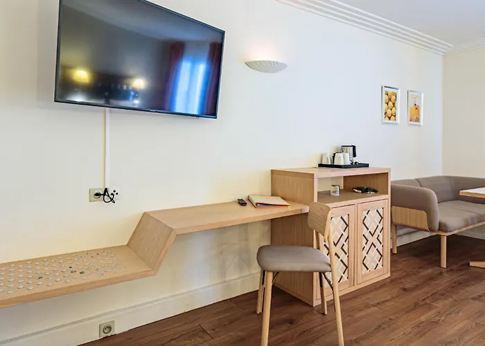 Grand Tonic & Nuxe 4*