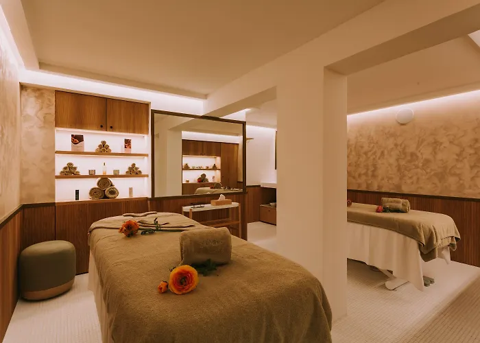 Ξενοδοχείο Grand Tonic & Nuxe