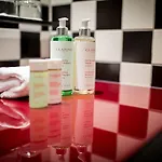 Grand Tonic & Nuxe Hotel