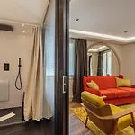 Grand Tonic & Nuxe Hotel