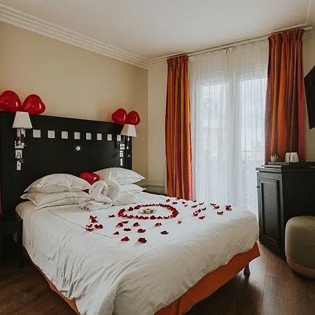 Grand Tonic & Nuxe Hotel 4*