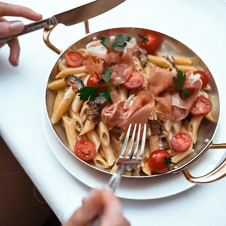 Grand Tonic & Nuxe 4*