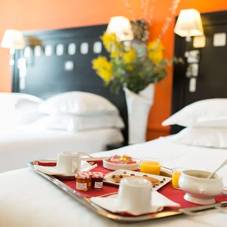 Grand Tonic & Nuxe Hotel