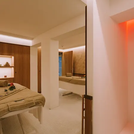 Hotel Grand Tonic & Nuxe Biarritz