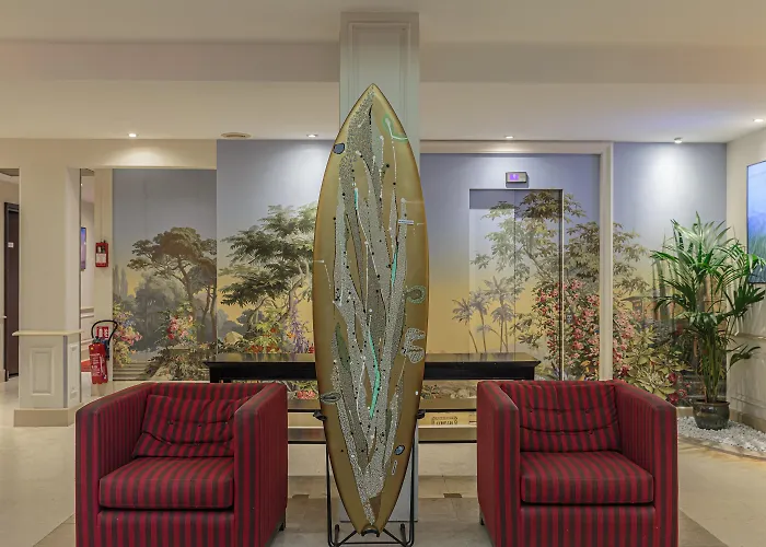 Grand Tonic & Nuxe 4*