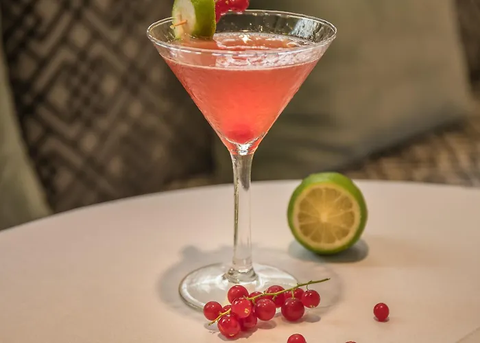 Grand Tonic & Nuxe Biarriz