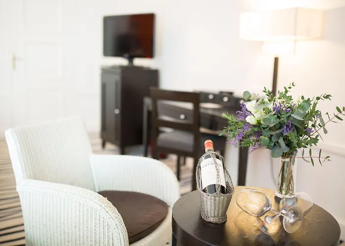 Hotel Grand Tonic & Nuxe Biarriz