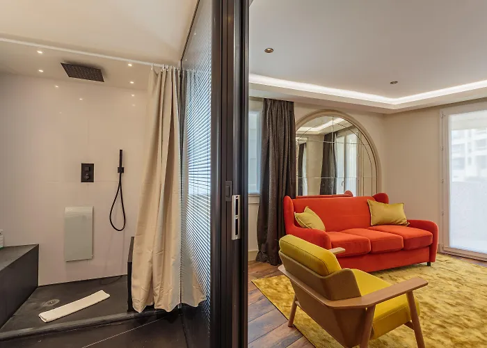 Grand Tonic & Nuxe Hotel